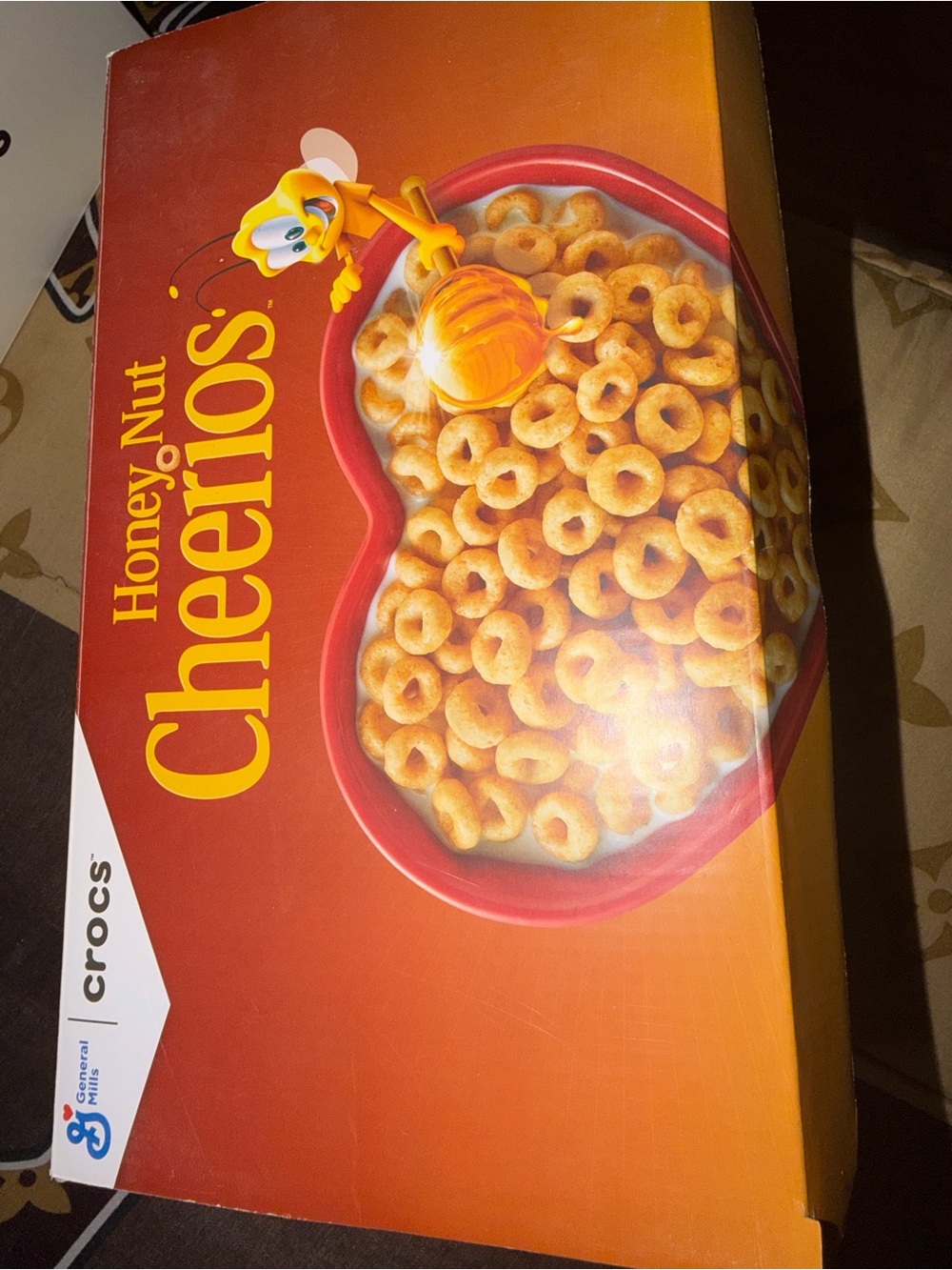 CROCS X Honey Nut Cheerios - Picture 3 of 3
